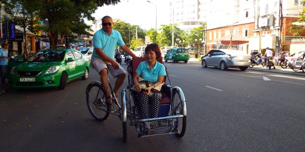 Go cyclo in Hue