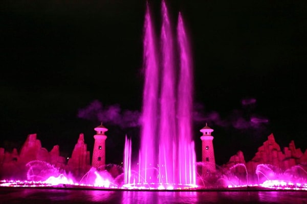 water music shows in Vinpearl Land