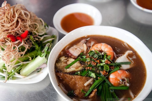 Saigon foods: Bun Mam
