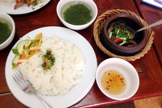 Vietnamese Broken Rice - Saigon foods